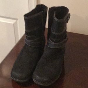 Black suede boots